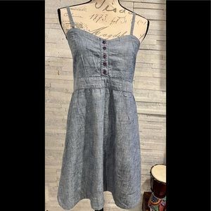 NWT Levi’s dress size medium